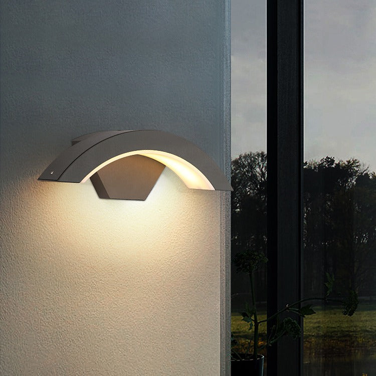 IP65 Arched Outdoor Wall Light