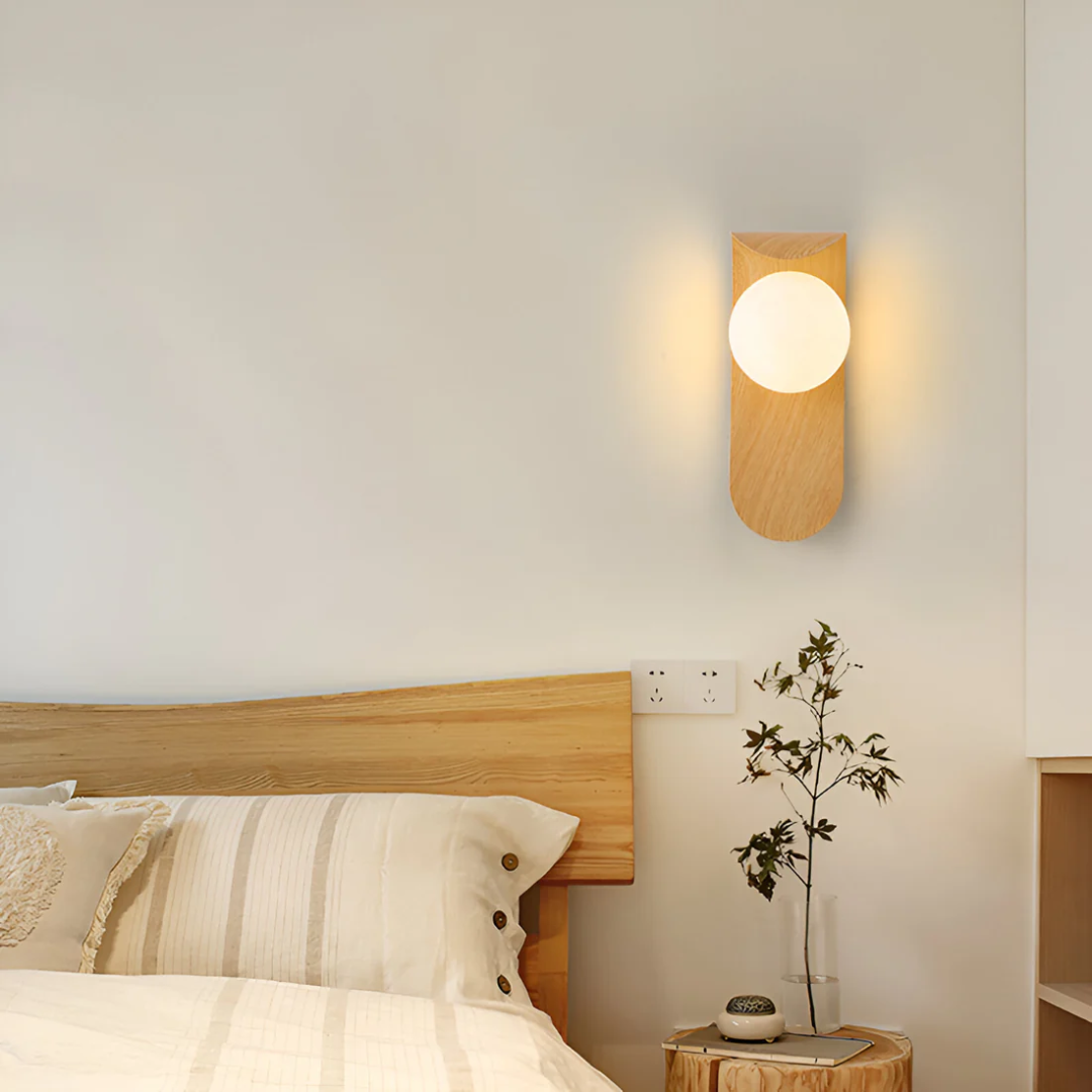 Icar Wooden LED Wall Lamp