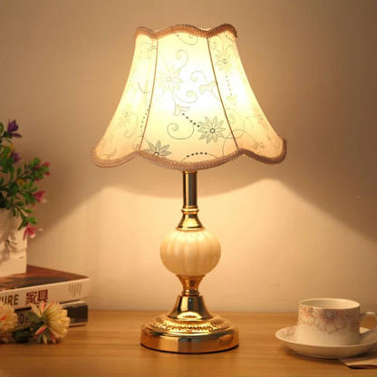 Quixy Floral Table Lamp