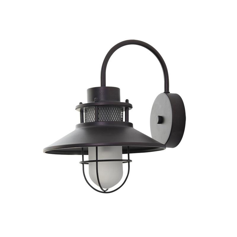 Felix Industrial Outdoor Lamp