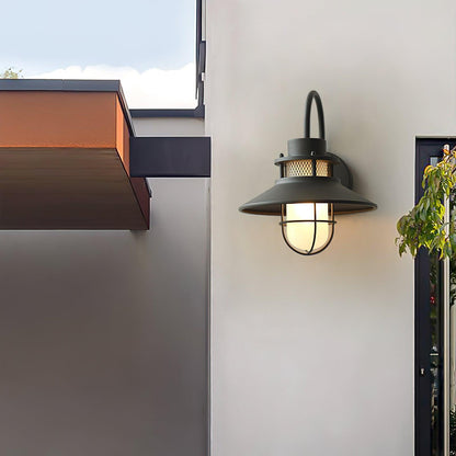 Felix Industrial Outdoor Lamp