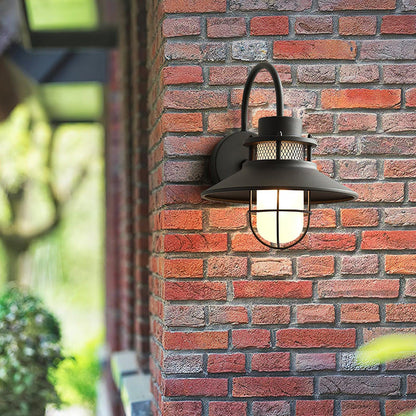 Felix Industrial Outdoor Lamp