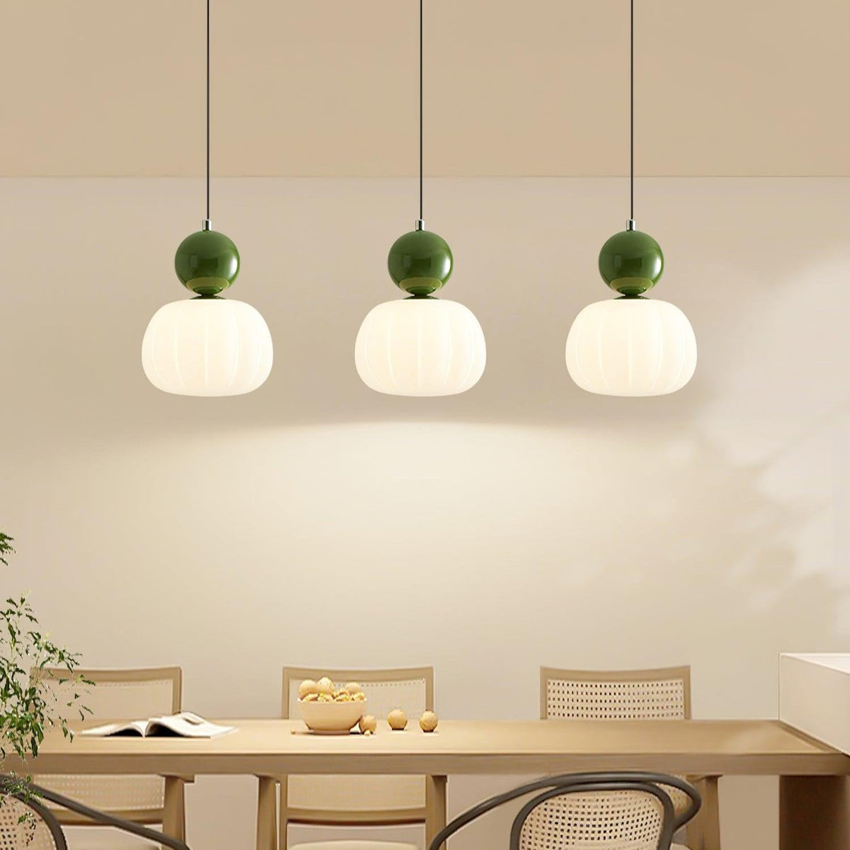 Yedra Organic Acrylic Pendant