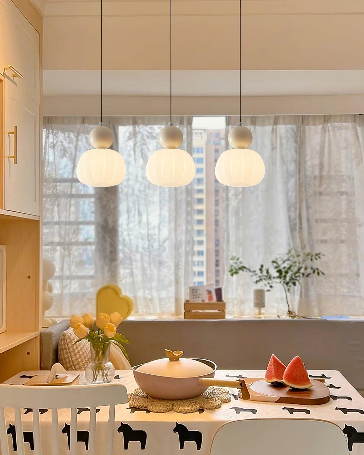 Yedra Organic Acrylic Pendant