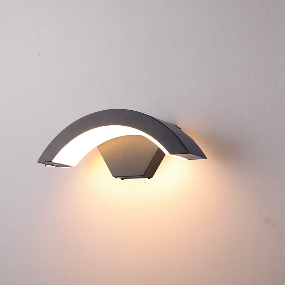 IP65 Arched Outdoor Wall Light