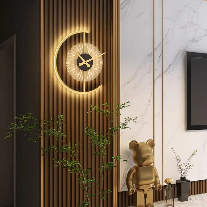 Lunaris Wall Clock Light