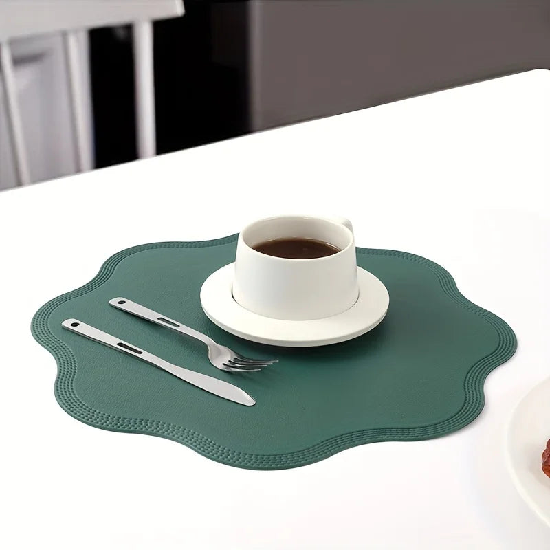 FloraMat Round Leather Placemats