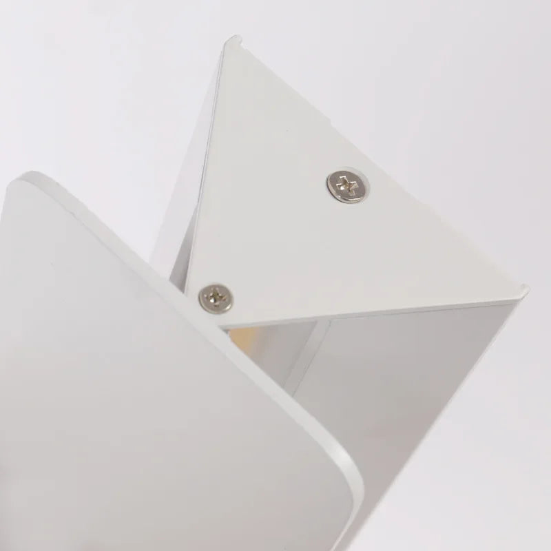 Aluminium Swing Wall Lamp