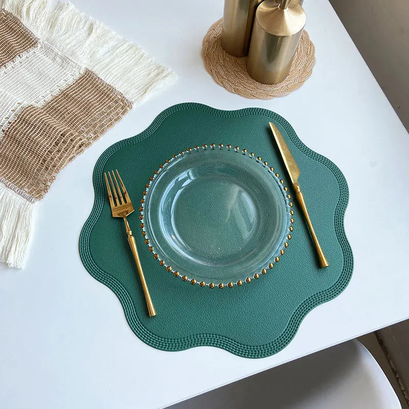 FloraMat Round Leather Placemats