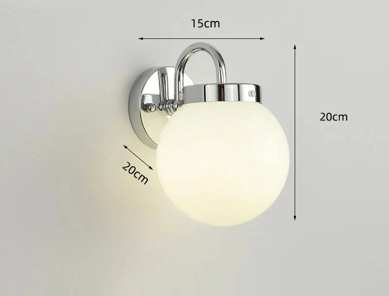 Quashion Ribbed Globe Wall Lamp