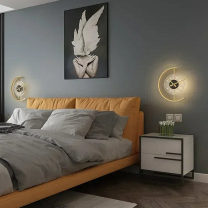 Lunaris Wall Clock Light