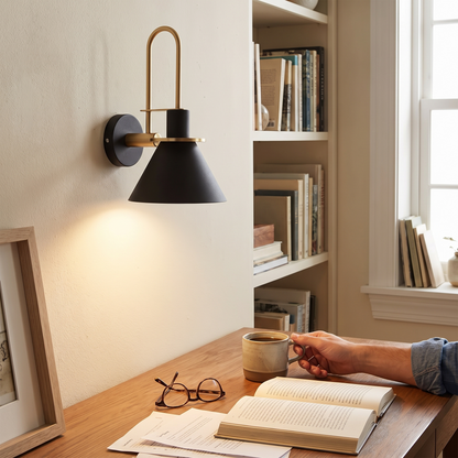 Mono Postmodern Wall Lamp
