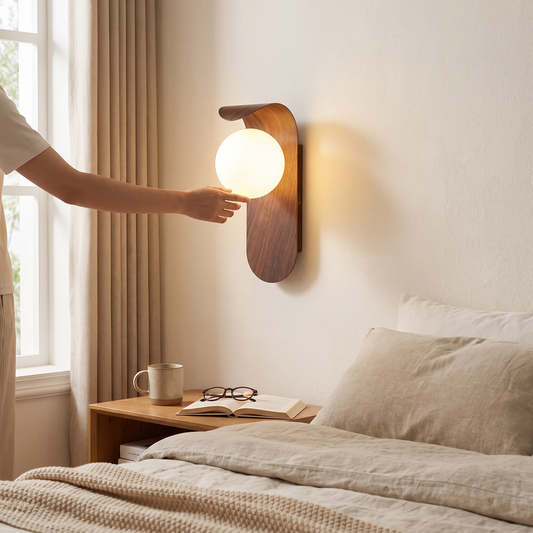 Icar Wooden LED Wall Lamp