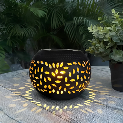 Lumopattern Solar Garden Lantern