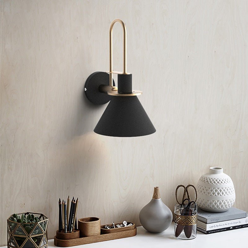 Mono Postmodern Wall Lamp