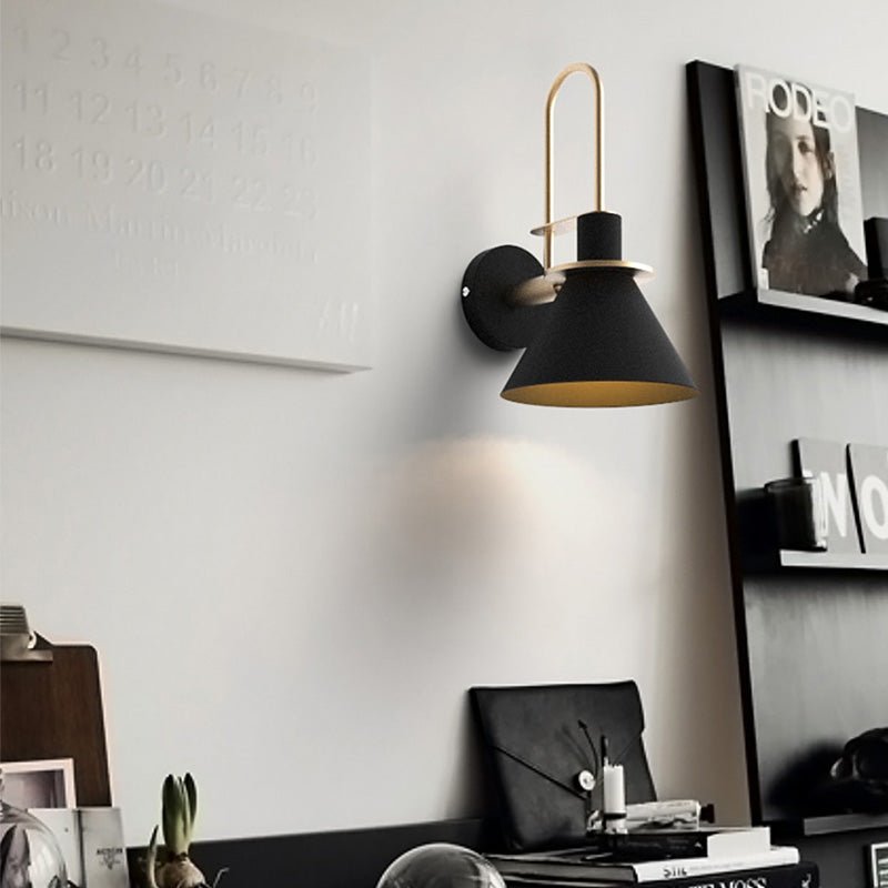 Mono Postmodern Wall Lamp