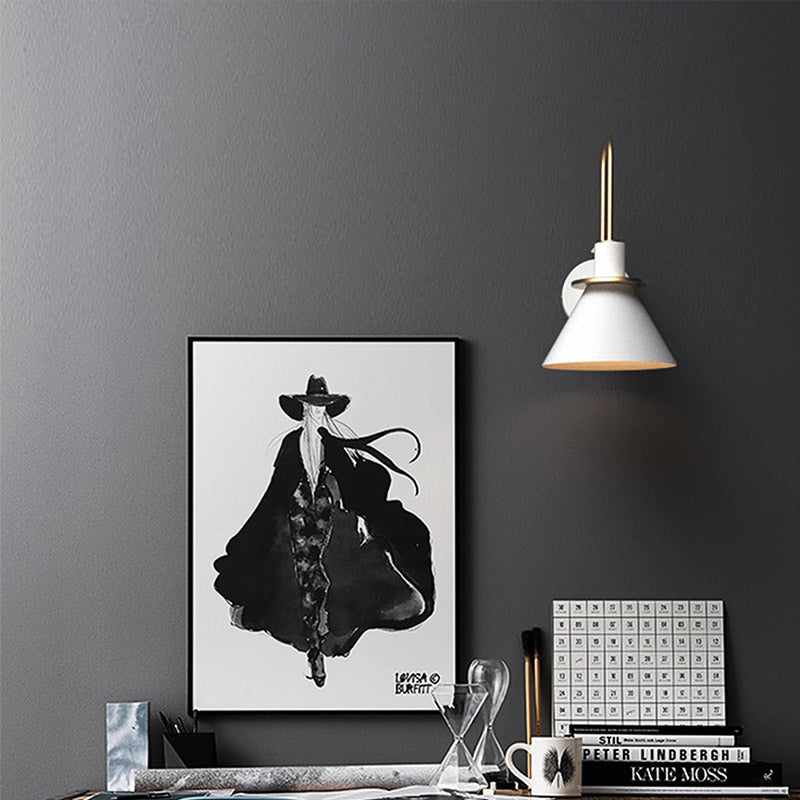 Mono Postmodern Wall Lamp